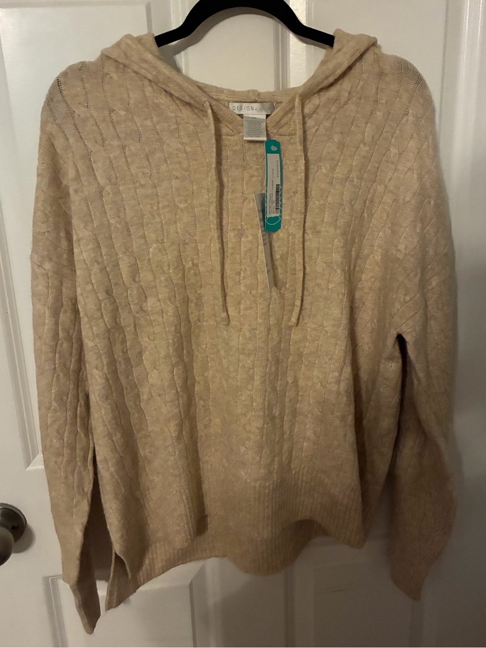 Design History Cream Cable-Knit Hooded Sweater